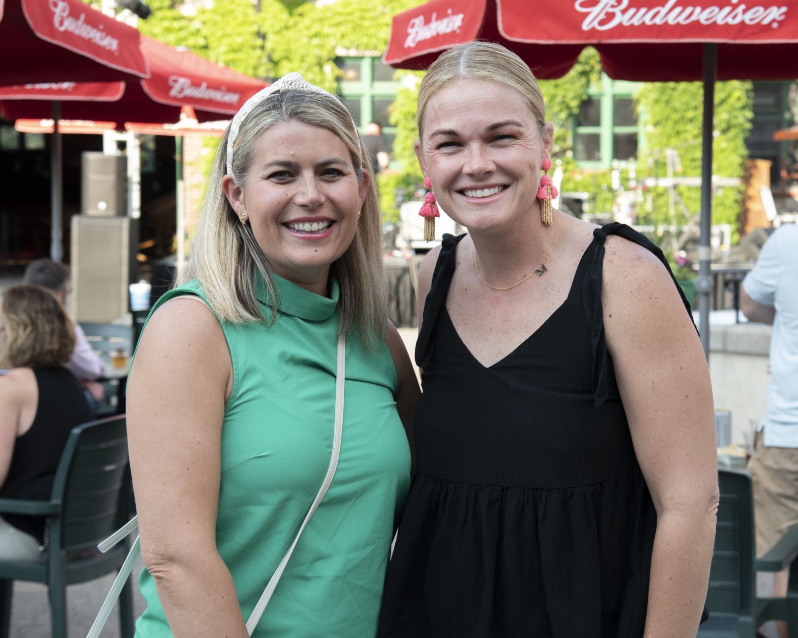 Valerie Hoffmann, Mari Barringer